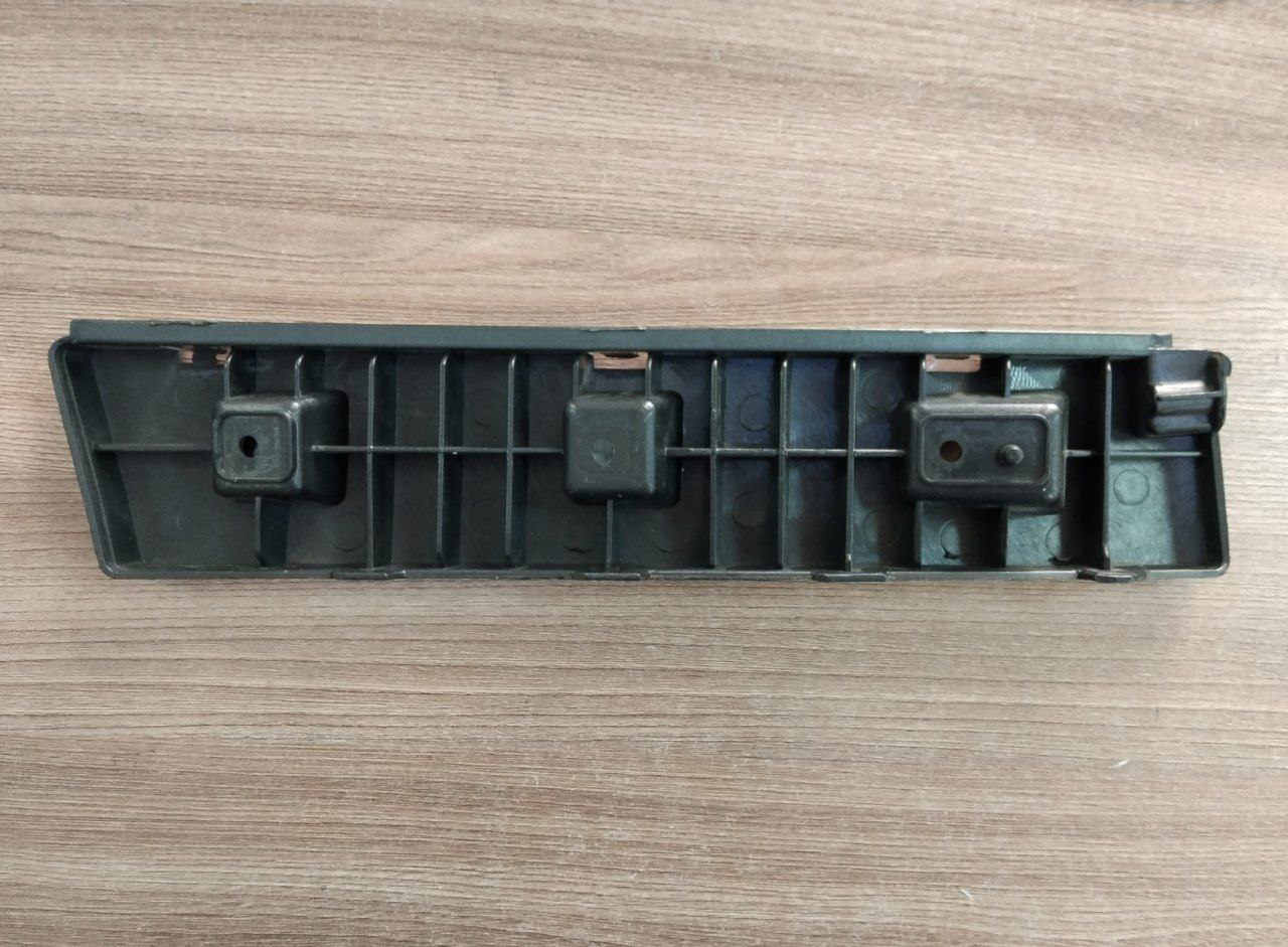 Кронштейн бампера заднего (средний) (левый) Geely для GEELY Emgrand EC7 (Gen1) (FE-1, FE-2) OEM 1068003035 — фото 2