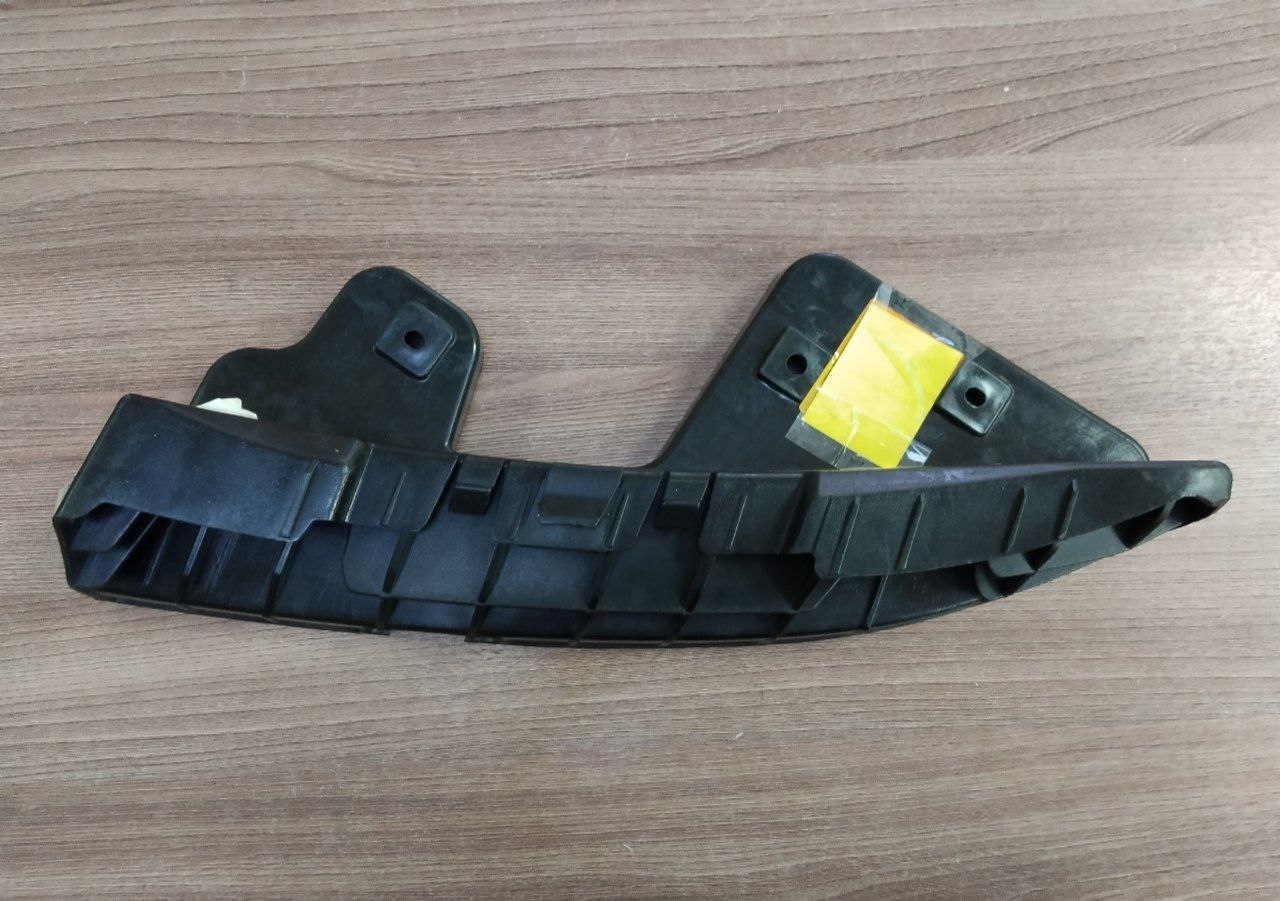 Кронштейн бампера переднего (под фарой) (левый) Brilliance (Original) для BRILLIANCE V5 (Gen 1) OEM 4563092