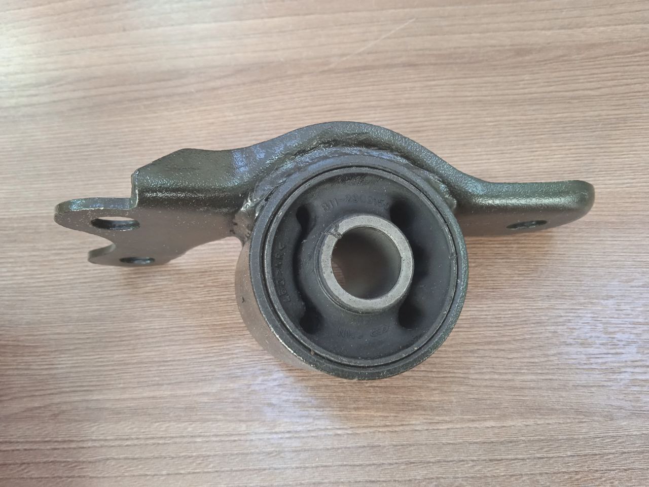 Сайлентблок задний (правый) рычага подвески передней Chery (Original) для CHERY EASTAR (B11) OEM B112909120 — фото 3