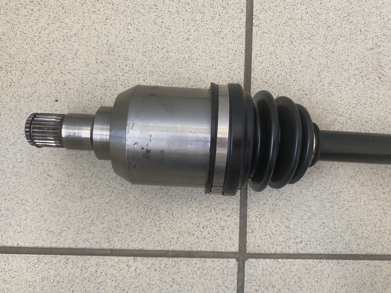 Привод (в сборе) (правый) (дв. 1.5) Chery для CHERY FORA FL-C (E5) OEM A212203020GA — фото 2