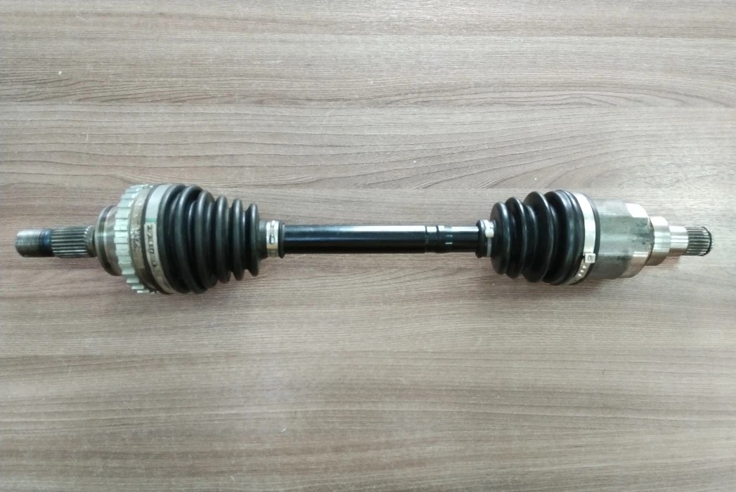 Привод (в сборе) (дв. 1.3) (левый) Lifan для LIFAN BREEZ (520) OEM LBA2203100 — фото 2