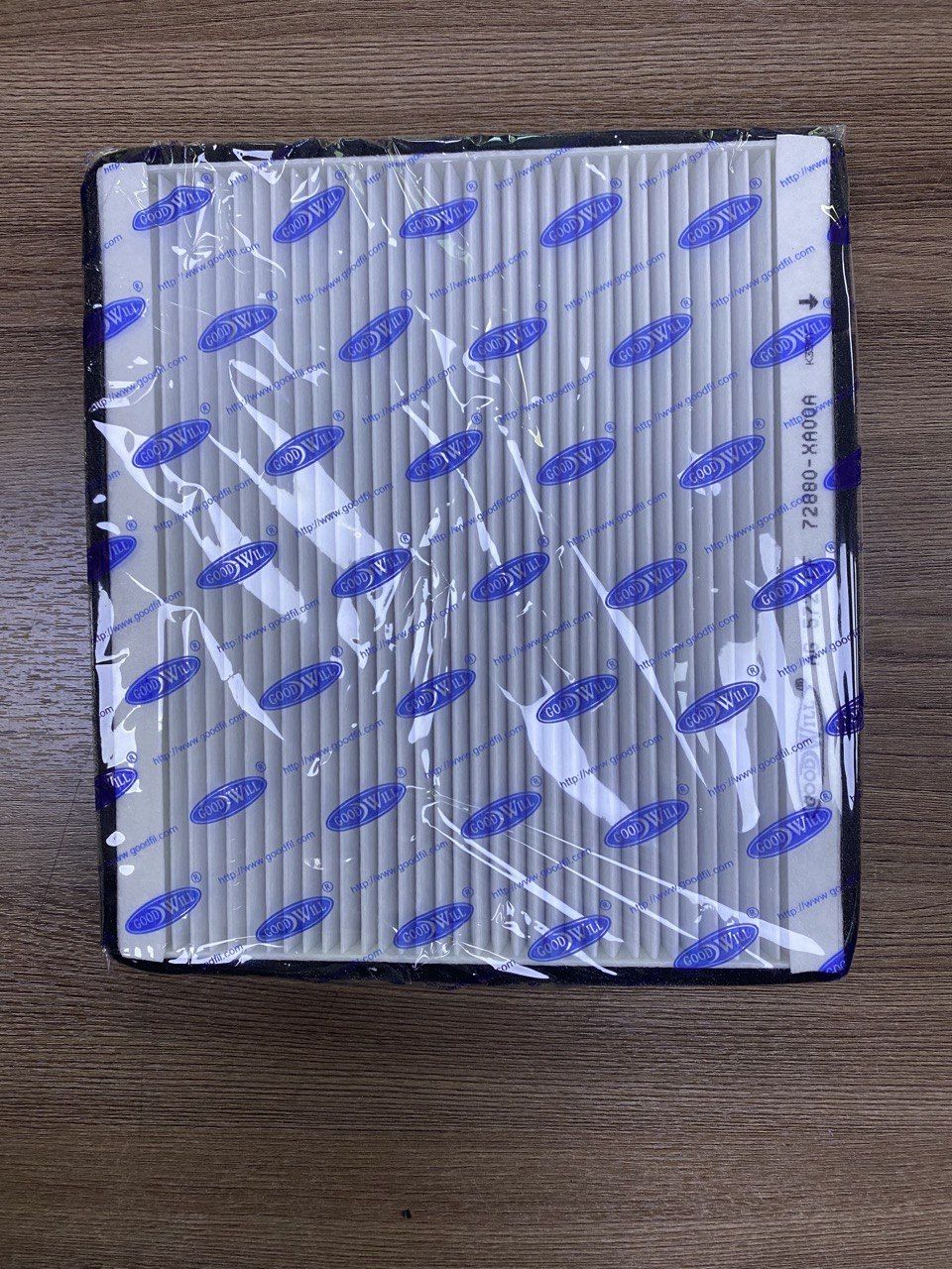 Фильтр салона (219 * 199 * 18)